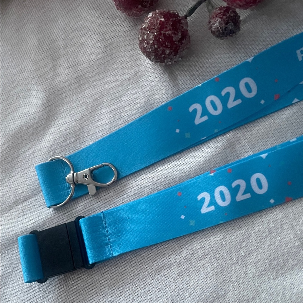 ๐ฅ FREE WITH PURCHASE โข Prime Day 2020 Lanyard ๐ Blue โข New - Picture 6 of 8